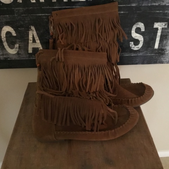Steve Madden Chestnut Fringe Mocassin Tacoma Boots - Picture 2 of 8
